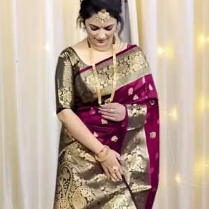 Women’s Kanjivaram Soft Banarasi Silk Saree With Blouse Piece Wine